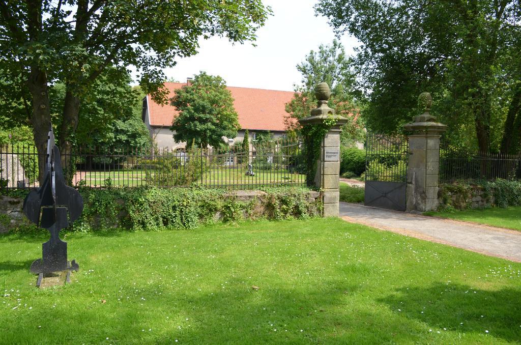 Wohlfühlhotel DER JÄGERHOF Willebadessen Exterior foto