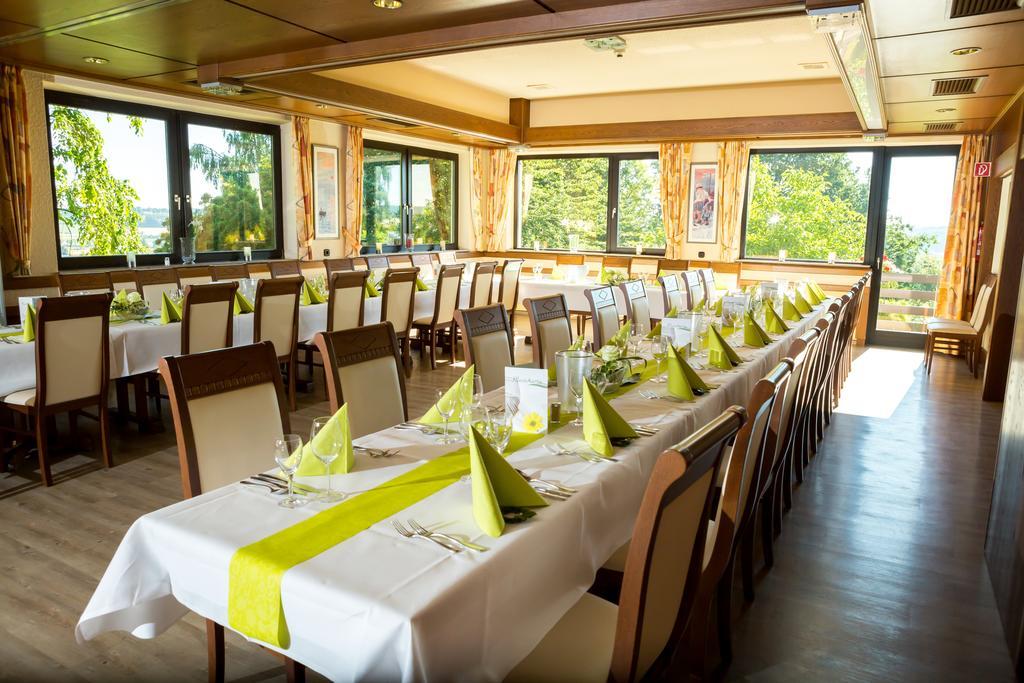 Wohlfühlhotel DER JÄGERHOF Willebadessen Exterior foto